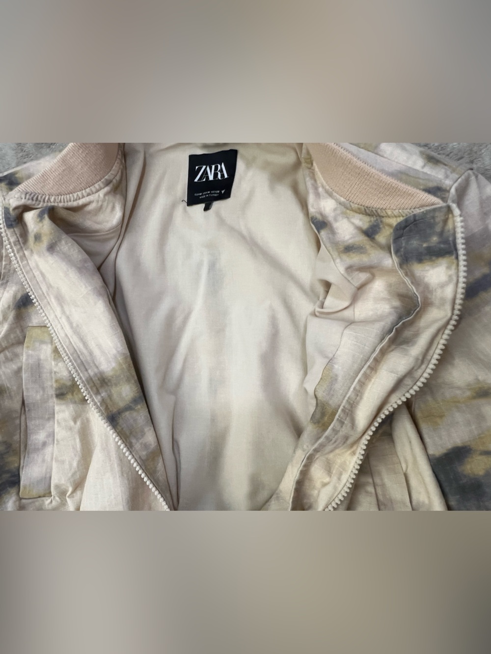 Zara Women’s Size M US Long Sleeve Round Neck Bomber Jacket Beige Casual - Picture 12 of 16